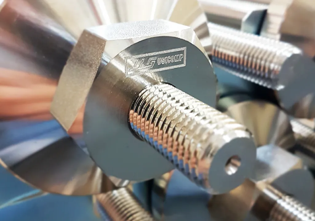 imgi_27_big-1544446802-01